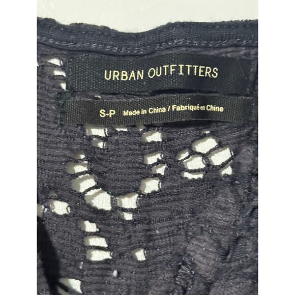 Urban Outfitters Bright Star Black Lace Button-Through Cami Tank Top Small - Picture 6 of 7